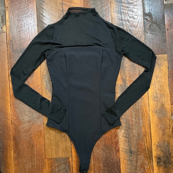Abercrombie & Fitch Black Long Sleeve Bodysuit Women’s Size M Mock Neck - Picture 2 of 10